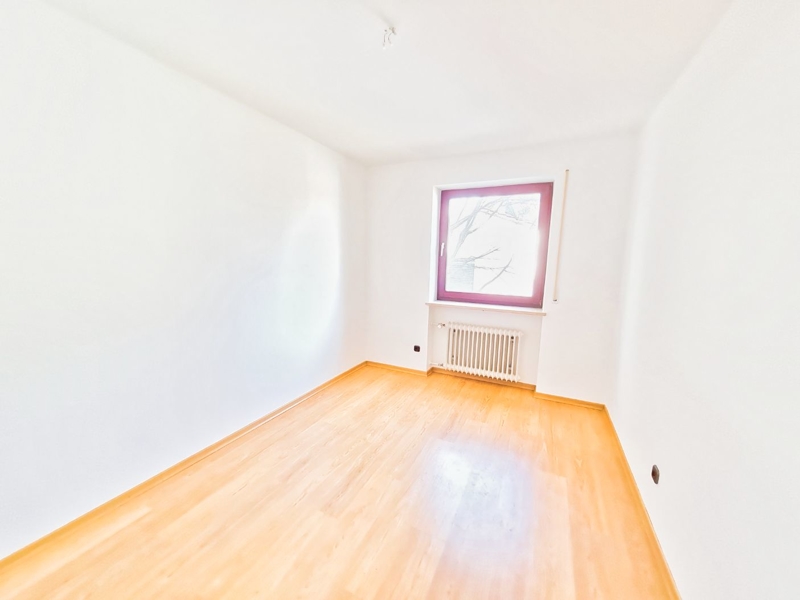 Ein weiteres Ihrer möglichen Kinder- oder Arbeitszimmer